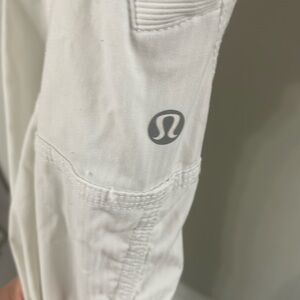Lululemon off white joggers